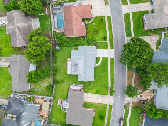627 VANDENBERG STREET, Altamonte Springs, FL 32701