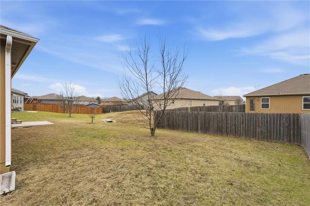 17181 S Kill Creek Road, Gardner, KS 66030