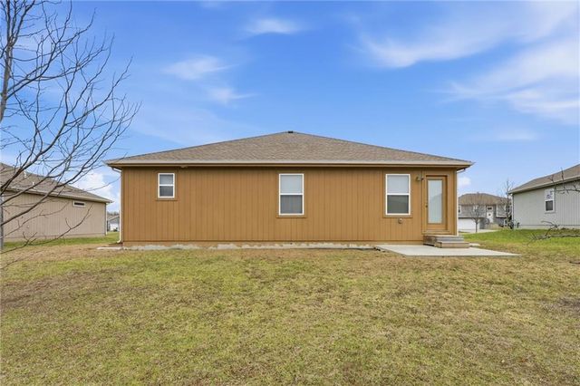 17181 S Kill Creek Road, Gardner, KS 66030