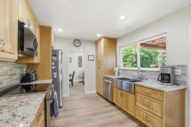 5129 Barron Park Drive, San Jose, CA 95136