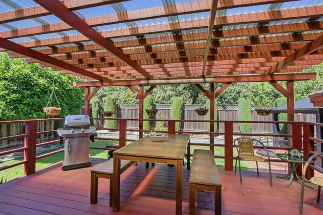 5129 Barron Park Drive, San Jose, CA 95136