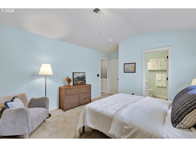 778 Ne ADWICK Dr, Hillsboro, OR 97006