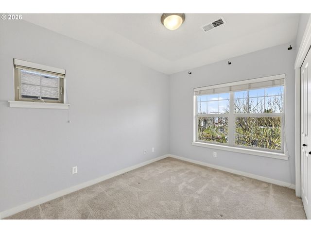 778 Ne ADWICK Dr, Hillsboro, OR 97006