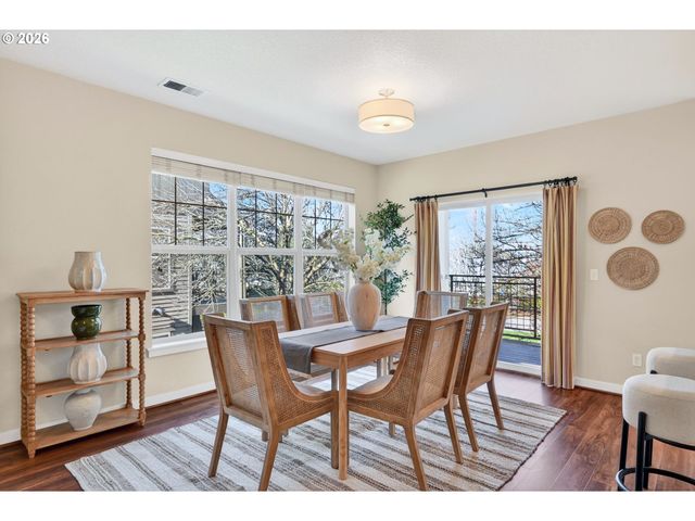 778 Ne ADWICK Dr, Hillsboro, OR 97006