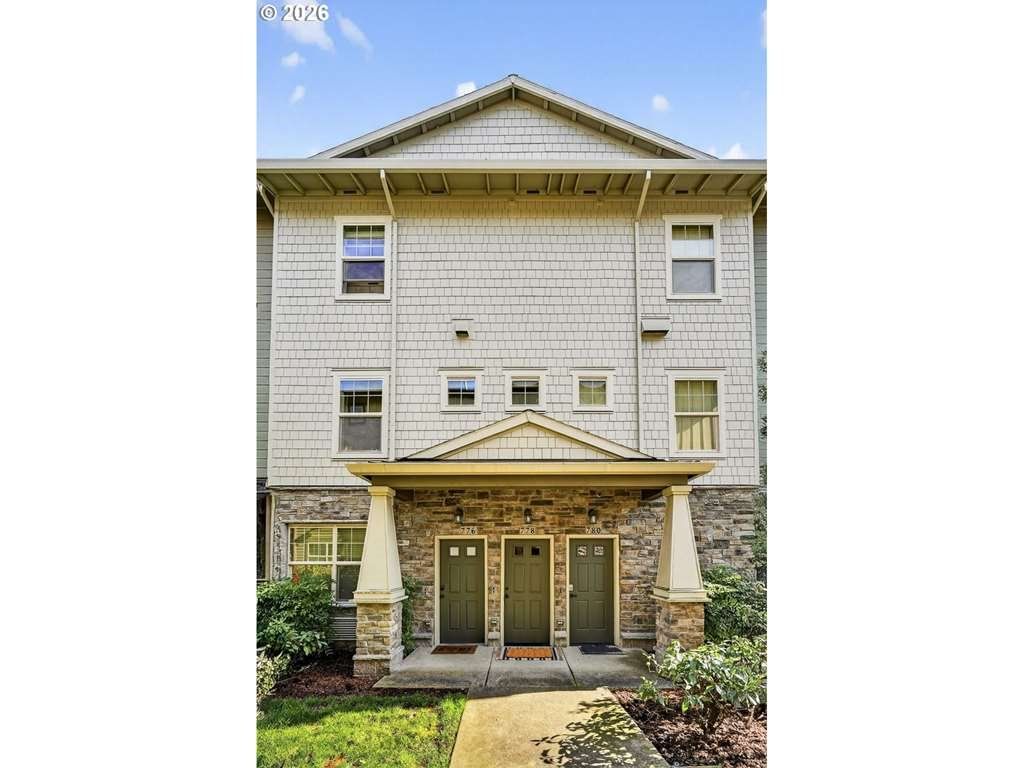 778 Ne ADWICK Dr, Hillsboro, OR 97006