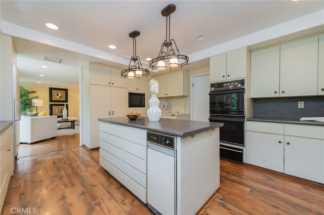 4 Rustling Wind, Irvine, CA 92612