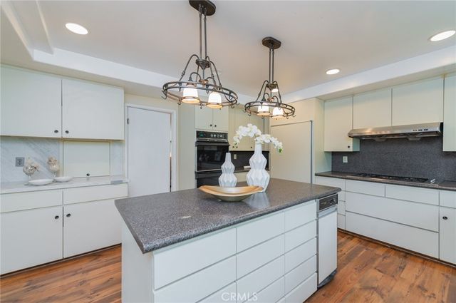 4 Rustling Wind, Irvine, CA 92612