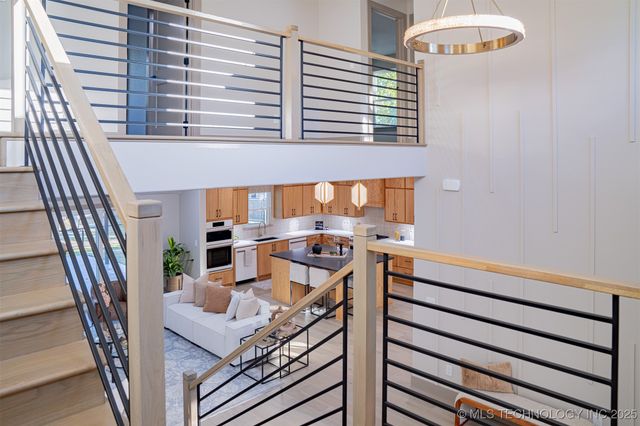 4929 S Columbia Avenue, Tulsa, OK 74105