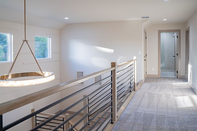 4929 S Columbia Avenue, Tulsa, OK 74105