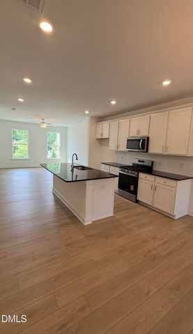 512 Traditions Grande Boulevard, Wake Forest, NC 27587