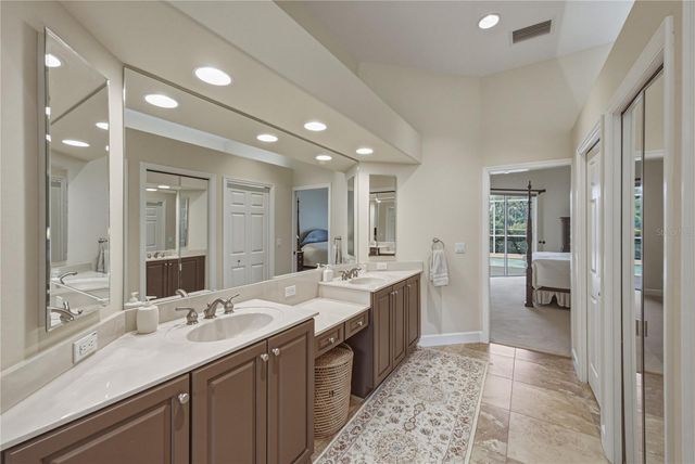 19616 AMAZON BASIN BEND, Lutz, FL 33559