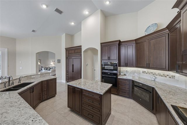 19616 AMAZON BASIN BEND, Lutz, FL 33559