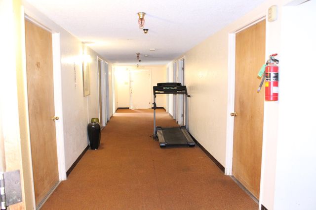 333 N L Street, Dinuba, CA 93618