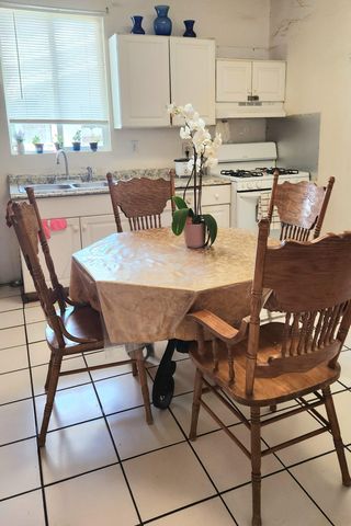 333 N L Street, Dinuba, CA 93618