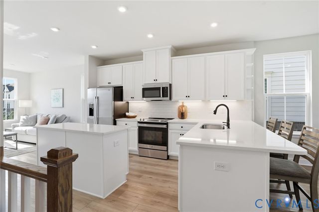 1231 Ewing Park Loop, Midlothian, VA 23113