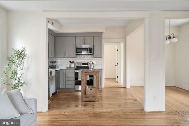 202 FREDERICK ST, Fredericksburg, VA 22401