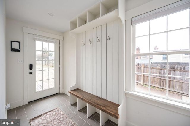 202 FREDERICK ST, Fredericksburg, VA 22401