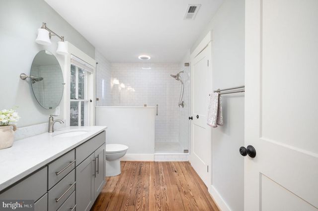 202 FREDERICK ST, Fredericksburg, VA 22401