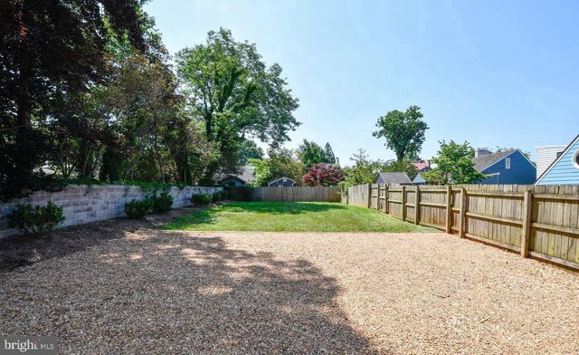 202 FREDERICK ST, Fredericksburg, VA 22401