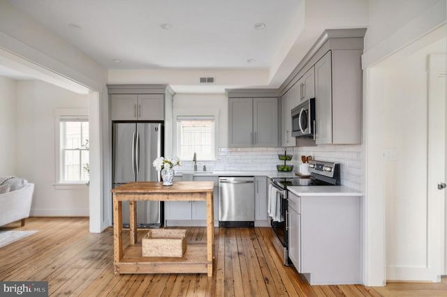 202 FREDERICK ST, Fredericksburg, VA 22401