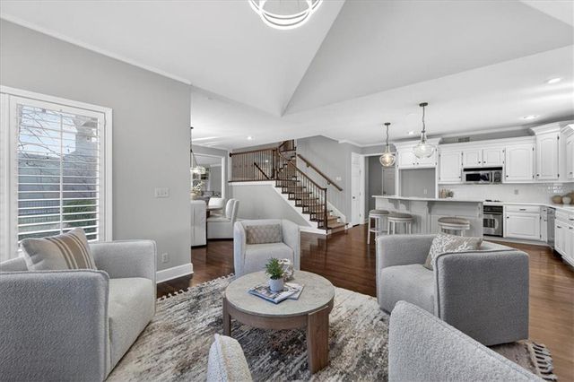 5628 W 144th Street, Overland Park, KS 66223