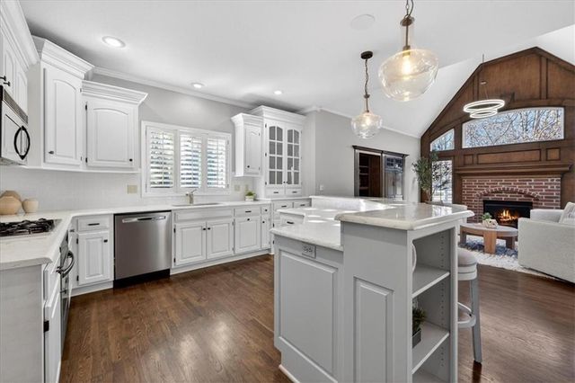 5628 W 144th Street, Overland Park, KS 66223