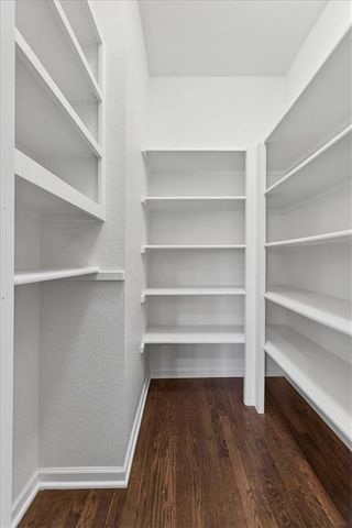 5628 W 144th Street, Overland Park, KS 66223