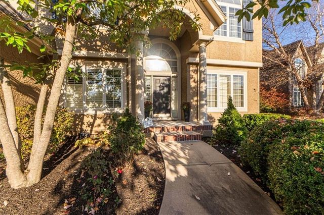 5628 W 144th Street, Overland Park, KS 66223