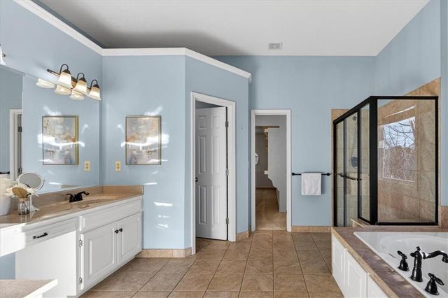 5628 W 144th Street, Overland Park, KS 66223