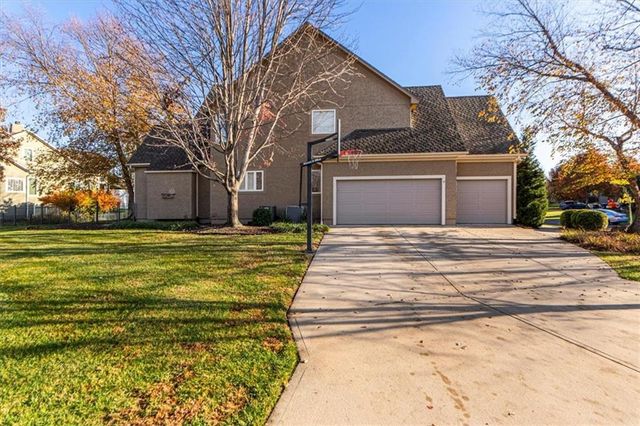 5628 W 144th Street, Overland Park, KS 66223