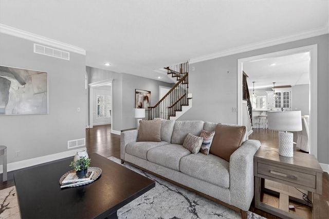 5628 W 144th Street, Overland Park, KS 66223