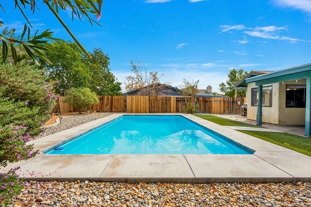 1116 W Tamarisk Avenue, Ridgecrest, CA 93555