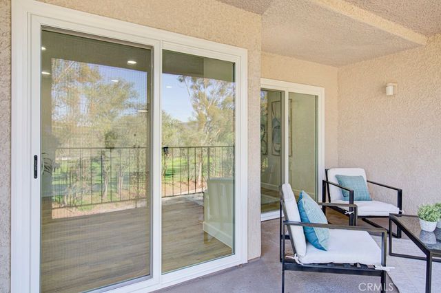 5499 Paseo Del Lago W 2D, Laguna Woods, CA 92637