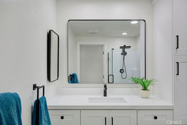 5499 Paseo Del Lago W 2D, Laguna Woods, CA 92637