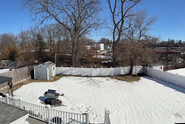 14 Pere Marquette St, Lawrence, MA 01843