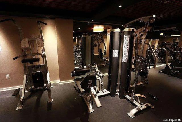 1215 Broadway 424, Astoria, NY 11106