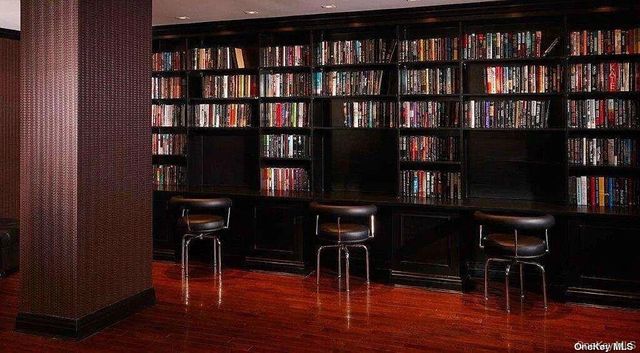 1215 Broadway 424, Astoria, NY 11106