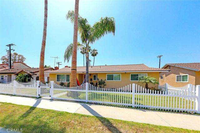 18091 Newland Street, Huntington Beach, CA 92646
