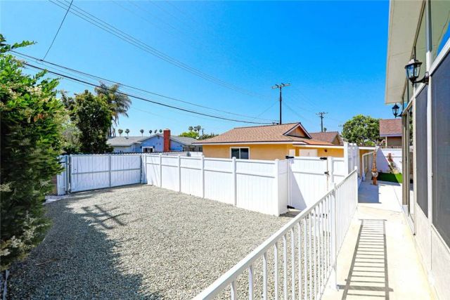 18091 Newland Street, Huntington Beach, CA 92646