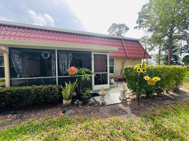 146 Amherst Lane, Greenacres, FL 33467