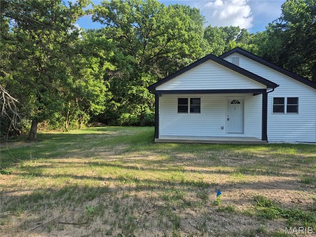 125 Anna Avenue, Godfrey, IL 62035