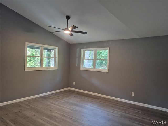 125 Anna Avenue, Godfrey, IL 62035