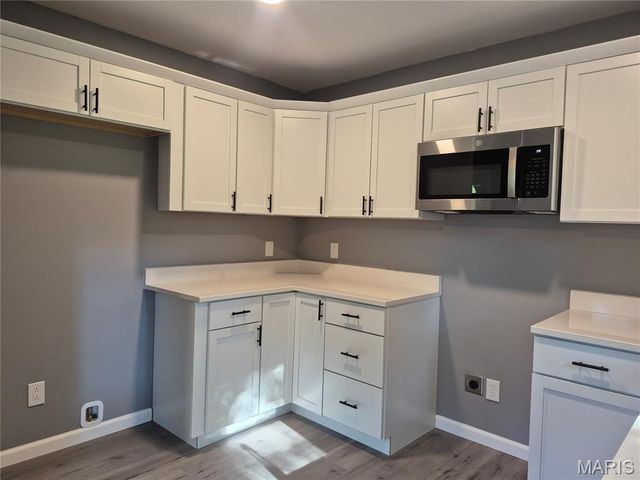 125 Anna Avenue, Godfrey, IL 62035