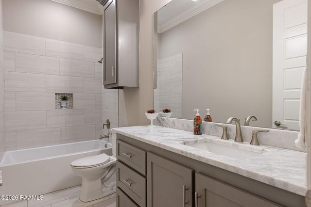 204 Redfern Street, Lafayette, LA 70508