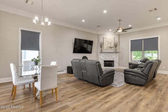 204 Redfern Street, Lafayette, LA 70508