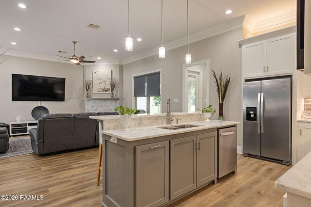 204 Redfern Street, Lafayette, LA 70508