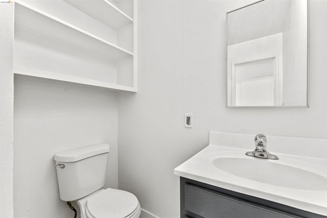 1213 San Pablo Ave, Berkeley, CA 94706