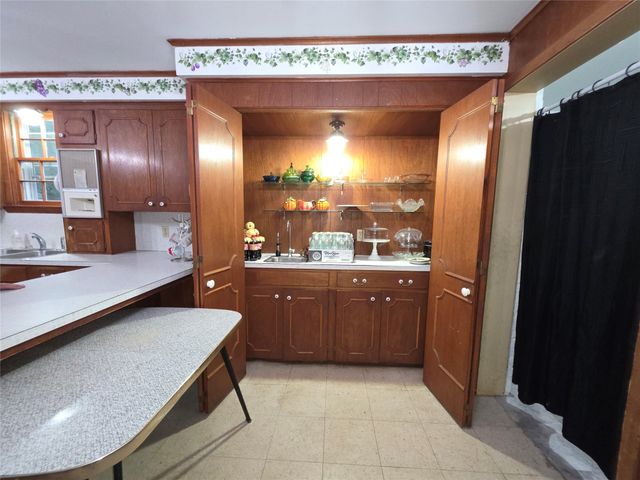 408 E San Saba Street, Wortham, TX 76693