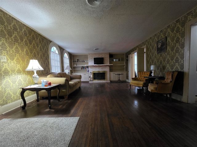 408 E San Saba Street, Wortham, TX 76693