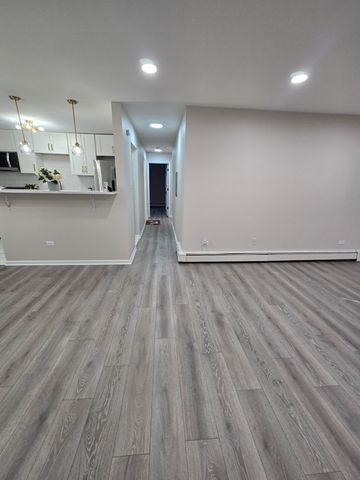 984 Crabapple Drive 102, Prospect Heights, IL 60070